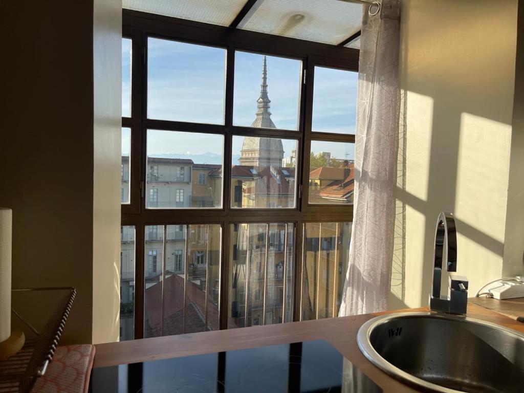 Appartamento Le Finestre Sulla Mole Torino Esterno foto