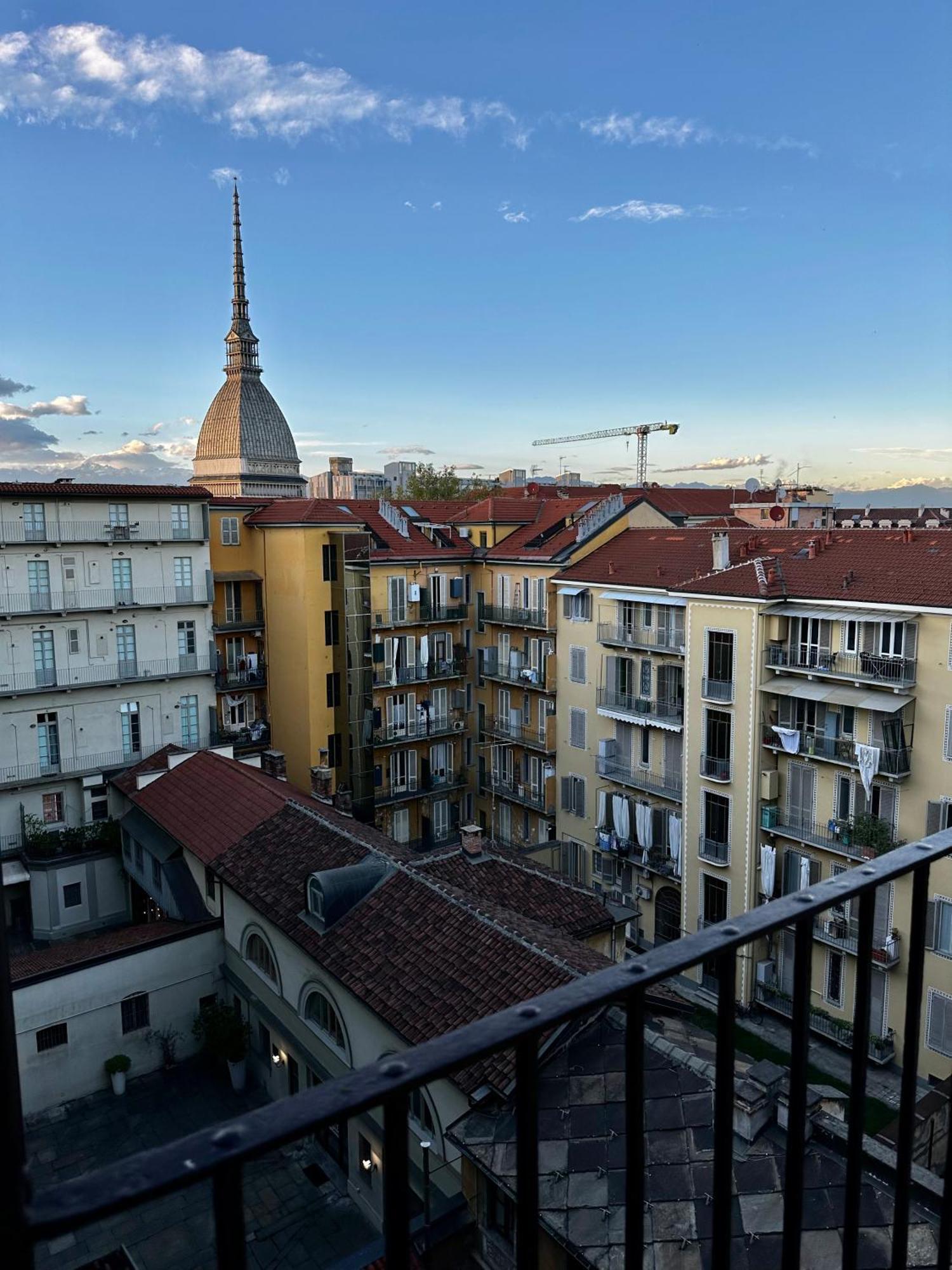 Appartamento Le Finestre Sulla Mole Torino Esterno foto