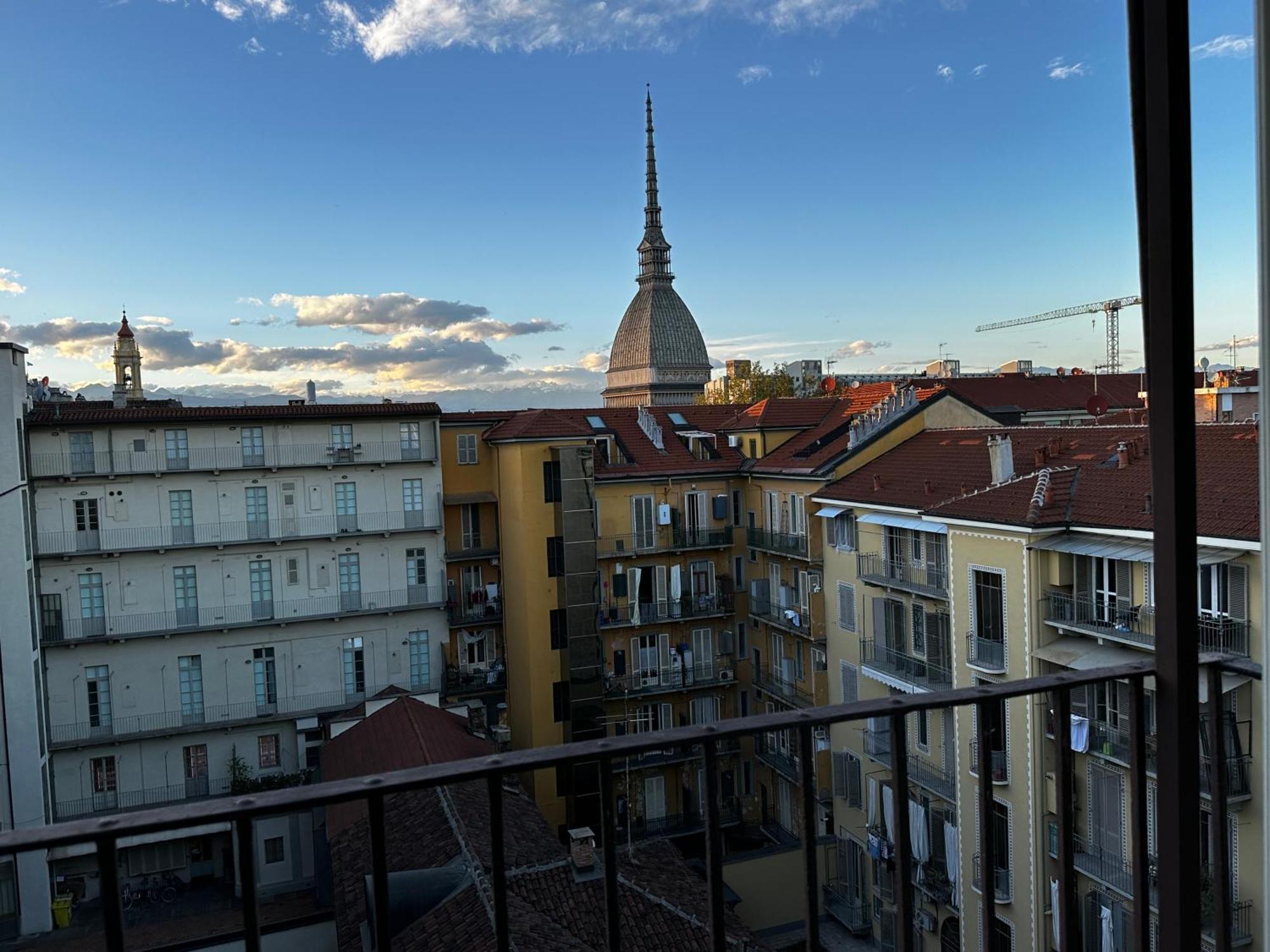 Appartamento Le Finestre Sulla Mole Torino Esterno foto
